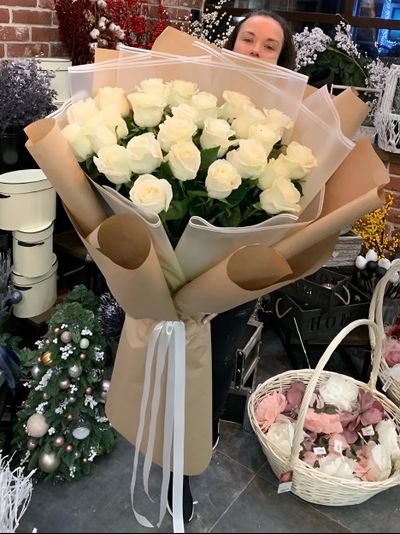 25 голландских роз 80 см
