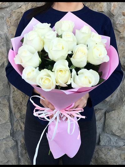 Букет из белых роз