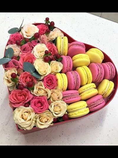 Коробка с макарон "Сердце"