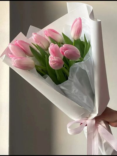 Букет из 9 тюльпанов (цвет на выбор)